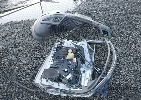 2019 Jeep Cherokee Trailhawk Elite 4X4 from USA, damaged, VIN 1C4PJMBX0KD217914